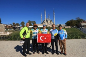 bilecik-haber_edirne-de-15-cumhuriyet-kupasi-bisiklet-yol-yarisi-duzenlenecek-37250.jpg