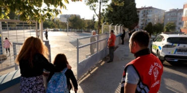 bilecik-haber_edirne-de-okul-polisi-hem-velilere-hem-ogrencilere-guven-veriyor-34852.jpg