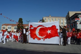 bilecik-haber_edirne-nin-ilcelerinde-29-ekim-cumhuriyet-bayrami-kutlandi-39685.jpg