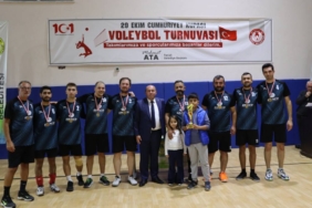 bilecik-haber_ferizli-de-29-ekim-cumhuriyet-kupasi-voleybol-turnuvasi-sona-erdi-39986.jpg