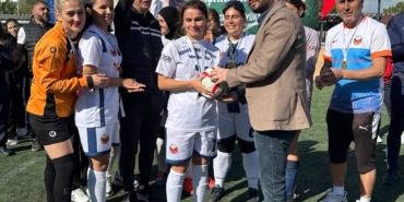 bilecik-haber_gorme-engelliler-turkiye-kadin-futbol-sampiyonasi-sona-erdi-36973.jpg