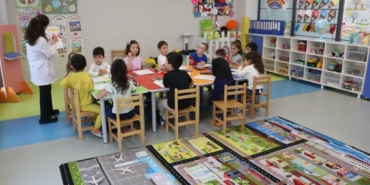 bilecik-haber_hastane-yanina-acilan-kres-saglik-calisanlarini-rahatlatti-36798.jpg