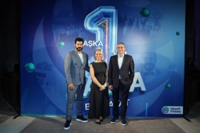 bilecik-haber_hayat-finans-1-inci-yasini-kutladi-36915.jpg