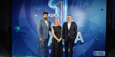 bilecik-haber_hayat-finans-1-inci-yasini-kutladi-36915.jpg