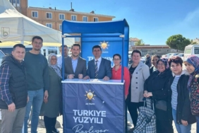bilecik-haber_ipsala-da-millet-konusur-lider-dinler-sandigi-kuruldu-38967.jpg