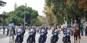 bilecik-haber_istanbul-da-motosikletli-ve-atli-kadin-zabitalar-gorev-basinda-35724.jpg