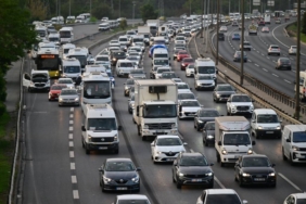 bilecik-haber_istanbul-da-sabah-saatlerinde-trafik-yogunlugu-yasaniyor-33356.jpg