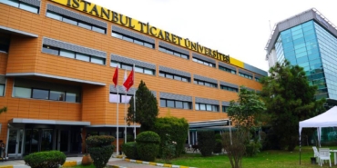 bilecik-haber_istanbul-ticaret-universitesi-yok-2024-izleme-raporu-nda-one-cikti-40159.jpg