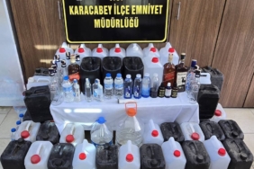 bilecik-haber_karacabey-de-sahte-ve-kacak-alkol-operasyonunda-2-supheli-yakalandi-35574.jpg