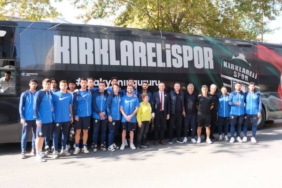 bilecik-haber_kirklareli-belediyesi-kirklarelispor-a-takim-otobusu-tahsis-etti-39792.jpg