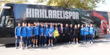bilecik-haber_kirklareli-belediyesi-kirklarelispor-a-takim-otobusu-tahsis-etti-39792.jpg