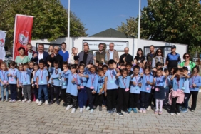 bilecik-haber_kirklareli-nde-kopek-sahiplenen-hayvanseverlere-kulube-hediye-edildi-34036.jpg