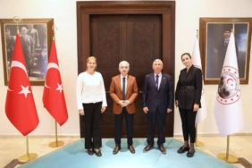 bilecik-haber_kirklareli-valisi-turan-muhtarlari-makaminda-kabul-etti-37220.jpg