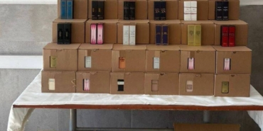 bilecik-haber_kocaeli-de-2-bin-500-kacak-parfum-ve-300-elektronik-sigara-ele-gecirildi-35381.jpg