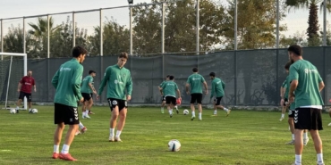bilecik-haber_kocaelispor-umraniyespor-macinin-hazirliklarini-surdurdu-35626.jpg
