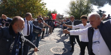 bilecik-haber_mubadiller-manisa-nin-akhisar-ilcesinde-bir-araya-geldi-39722.jpg