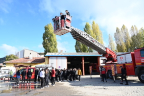 ÖĞRENCİLERE YANGIN EĞİTİMİ VERİLDİ