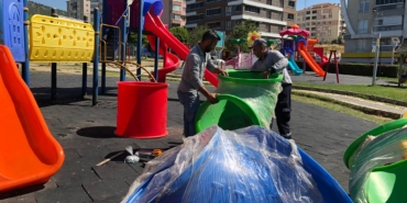 PARKLARDA REVİZE ÇALIŞMALARI DEVAM EDİYOR