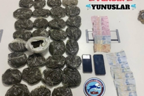 bilecik-haber_pendik-te-uyusturucu-ele-gecirilen-motosikletteki-2-supheli-gozaltina-alindi-33673.jpg
