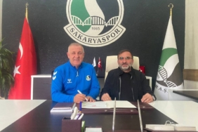 bilecik-haber_sakaryaspor-teknik-direktor-mesut-bakkal-ile-anlasti-33559.jpg