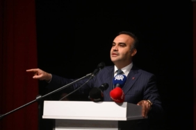 bilecik-haber_sanayi-ve-teknoloji-bakani-kacir-ak-parti-suleymanpasa-4-olagan-ilce-kongresi-nde-konustu-37553.jpg