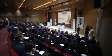 bilecik-haber_tbmm-milli-savunma-komisyonu-baskani-hulusi-akar-balikesir-de-konustu-40210.jpg