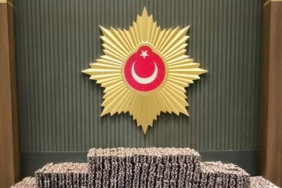 bilecik-haber_tekirdag-da-cantasinda-53-bin-872-sentetik-ecza-hap-ele-gecirilen-zanli-tutuklandi-33606.jpg