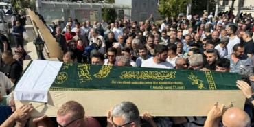bilecik-haber_tekirdag-da-silahli-saldirida-olen-kisinin-cenazesi-topraga-verildi-34301.jpg