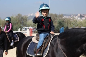 bilecik-haber_ucretsiz-egitimler-sayesinde-kocaeli-de-20-bin-cocuk-binicilik-sporuyla-tanisti-38479.jpg