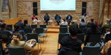 bilecik-haber_uluslararasi-istanbul-cocuk-kitaplari-fuari-nda-mevlana-idris-konusuldu-35881.jpg