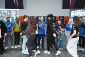 bilecik-haber_umraniye-de-cezeri-robot-ligi-nin-final-musabakalari-ve-odul-toreni-yapildi-37775.jpg