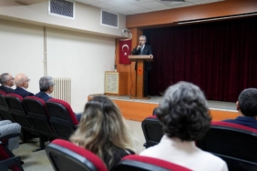 bilecik-haber_uskudar-da-ogrenciler-dersimiz-cumhuriyete-dogru-filmini-izledi-39347.jpg
