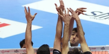 bilecik-haber_voleybol-sms-grup-efeler-ligi-35834.jpg