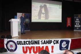 bilecik-haber_yalova-da-en-iyi-narkotik-polisi-anne-projesi-toplantisi-yapildi-36332.jpg
