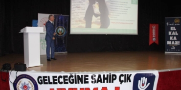 bilecik-haber_yalova-da-en-iyi-narkotik-polisi-anne-projesi-toplantisi-yapildi-36332.jpg