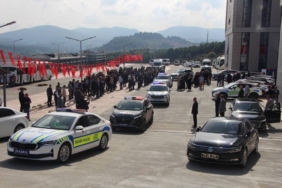 bilecik-haber_yalova-da-polis-ve-jandarmaya-tahsis-edilen-32-arac-torenle-verildi-36185.jpg