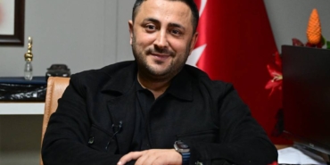 bilecik-haber_yardim-merkezine-cevirdigi-muhtarlikta-komsulari-icin-gece-gunduz-calisiyor-37347.jpg
