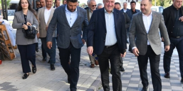 bilecik-haber_ak-parti-canakkale-milletvekili-ayhan-gider-ezine-ilce-teskilatini-ziyaret-etti-40483.jpg
