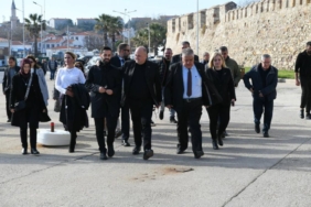 bilecik-haber_ak-parti-canakkale-milletvekili-gider-partisinin-bozcaada-8-olagan-ilce-kongresi-ne-katildi-46681.jpg