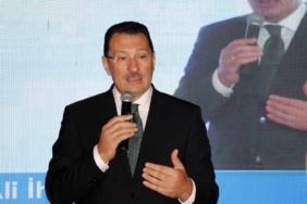 bilecik-haber_ak-parti-genel-baskan-yardimcisi-yavuz-kocaeli-de-partisinin-ilce-kongresinde-konustu-40626.jpg