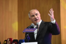 bilecik-haber_ak-parti-genel-baskanvekili-ala-partisinin-orhangazi-8-olagan-ilce-kongresi-nde-konustu-40886.jpg