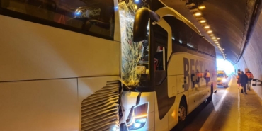 bilecik-haber_anadolu-otoyolu-nda-zincirleme-trafik-kazasinda-14-kisi-yaralandi-44666.jpg