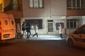bilecik-haber_bagcilar-da-polis-aracina-eyp-ve-molotofkokteyli-atildi-43963.jpg