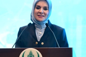 bilecik-haber_bakan-goktas-yesil-ekonomide-kadinlarin-oncu-rolu-sifir-atik-girisimi-panelinde-konustu-41189.jpg