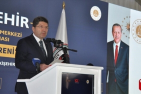 Bakan Tunç komşuda konuştu: “Onlar bizim göz bebeğimiz”