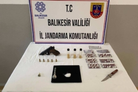 bilecik-haber_balikesir-de-uyusturucu-operasyonunda-18-supheli-yakalandi-46420.jpg