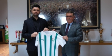 bilecik-haber_besob-bursaspor-un-kirsehir-futbol-sk-maci-icin-deplasman-sponsoru-oldu-41686.jpg