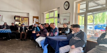 Bilecik'te çiftçiler tarımsal üretim planlaması konusunda bilgilendiriliyor