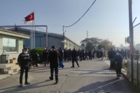 bilecik-haber_bursa-da-iplik-fabrikasinda-kimyasal-tepkimeden-etkilenen-isciler-hastaneye-kaldirildi-44661.jpg