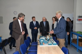 bilecik-haber_bursa-da-uc-boyutlu-tasarim-atolyesi-ve-servo-motor-mekanizmalari-laboratuvari-acildi-40358.jpg